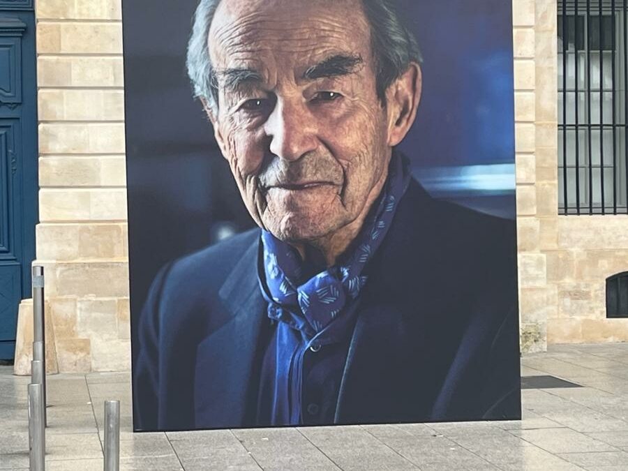 Hommage à Robert Badinter